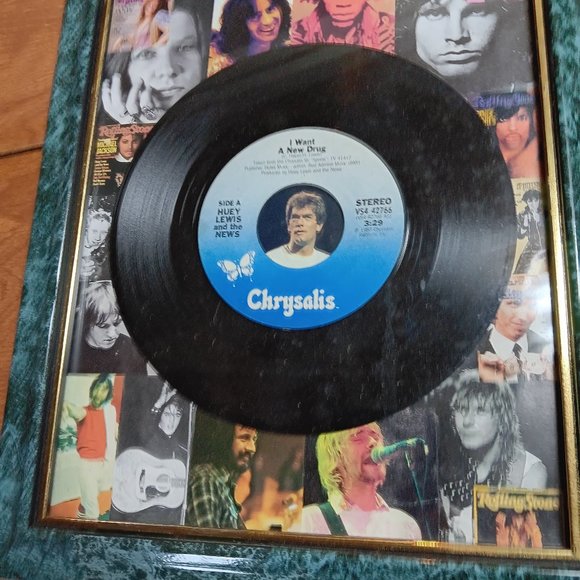 Pictures of Rock musicians who passed away from drug use(with 45RPM) - Picture 1 of 2